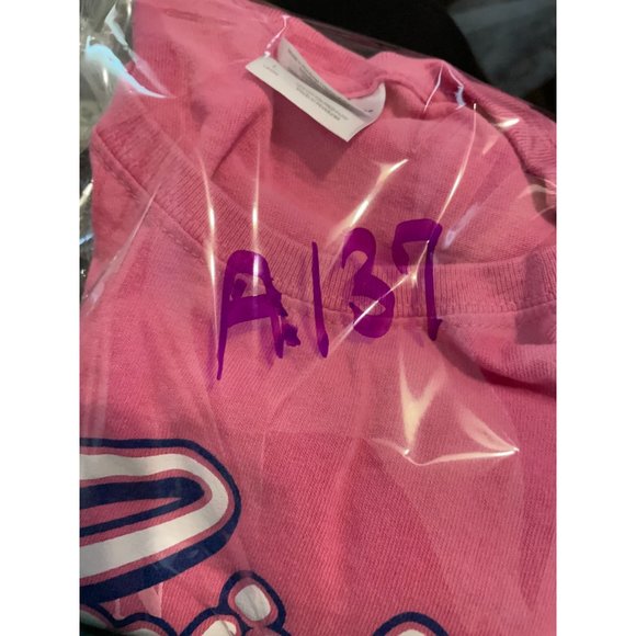 Women's size L Carnival Cruise shirt, Pink and in good condition - Picture 4 of 4